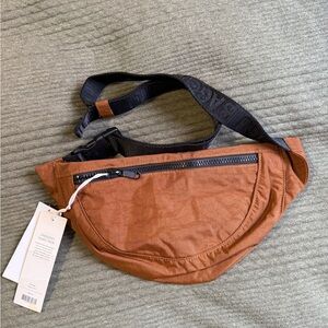 baggu crescent fanny pack